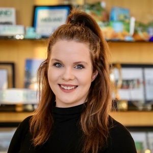 Meet your Posher, Alyson